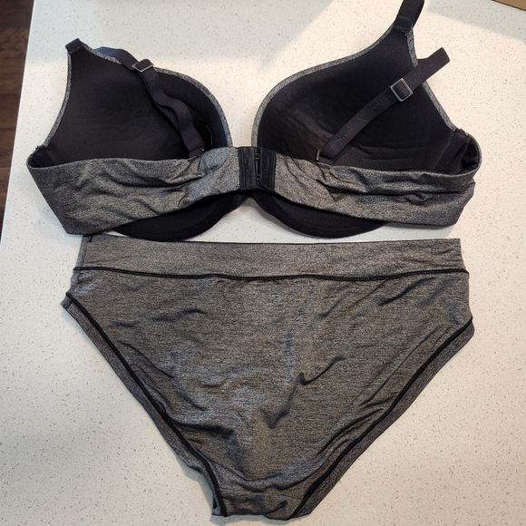 🍉 Adore Me Gray Bra Set - Picture 3 of 4